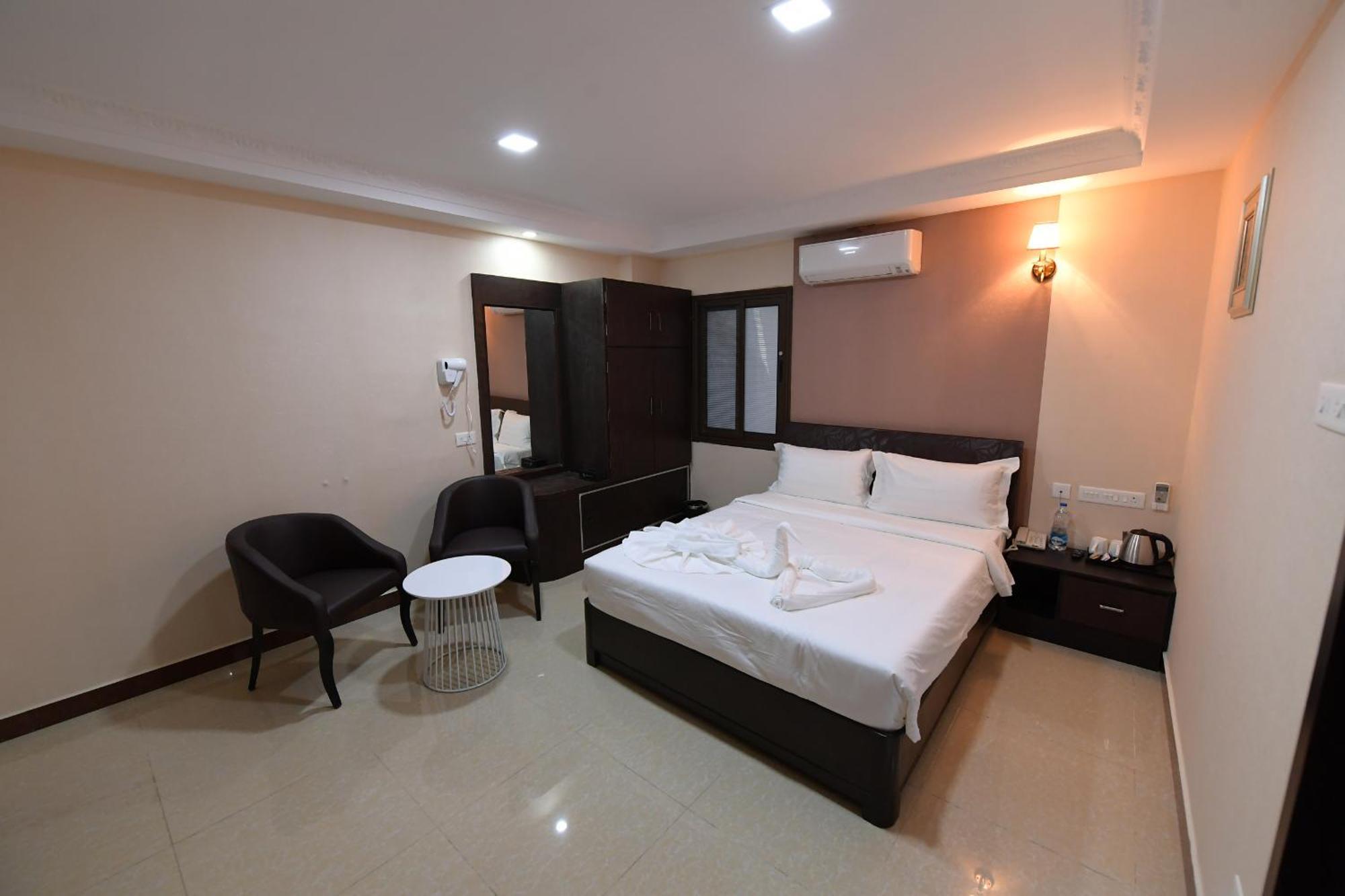 Coastal Grand Hotel Sampath Tiruchirappalli Zewnętrze zdjęcie