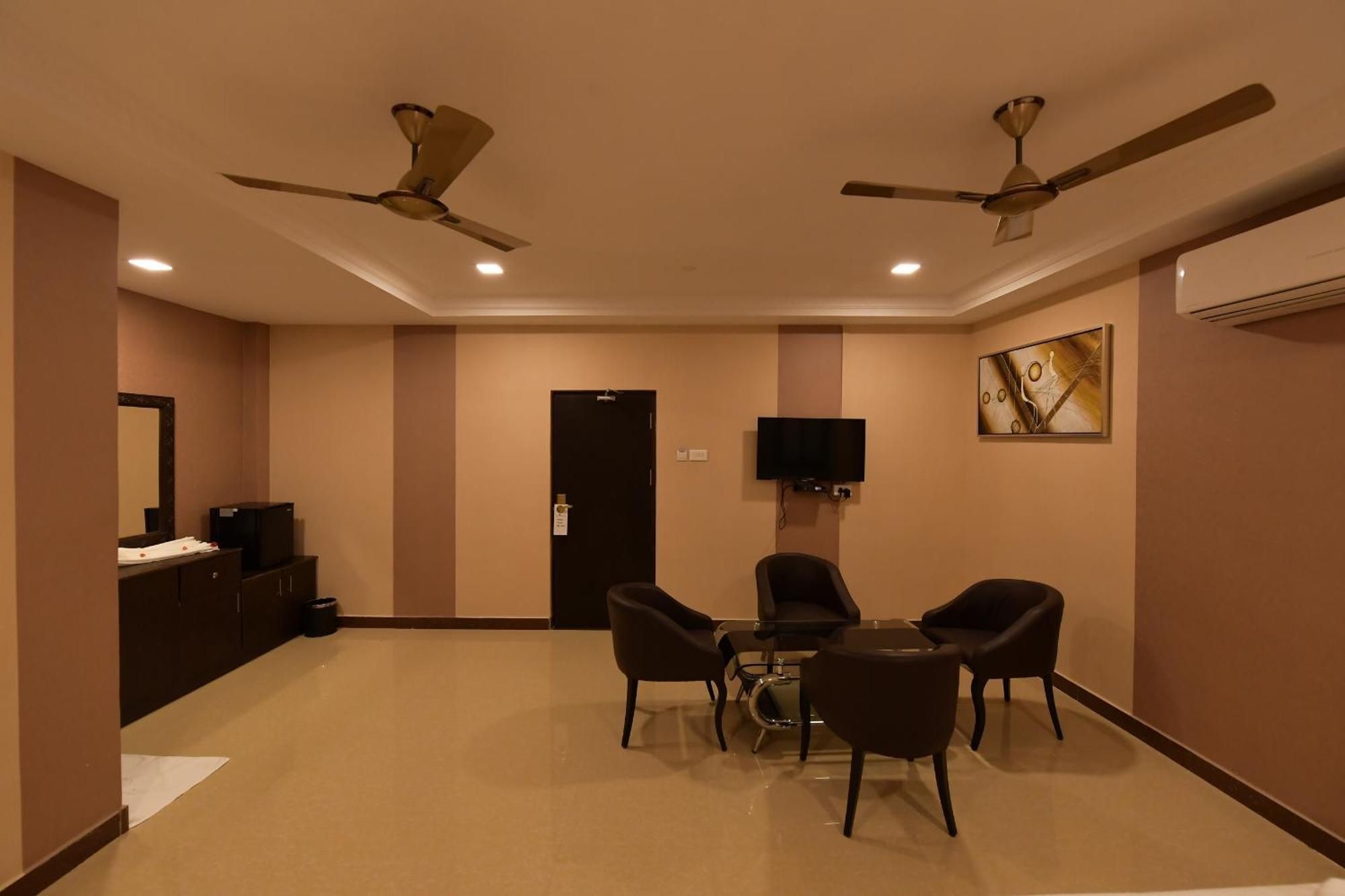 Coastal Grand Hotel Sampath Tiruchirappalli Zewnętrze zdjęcie
