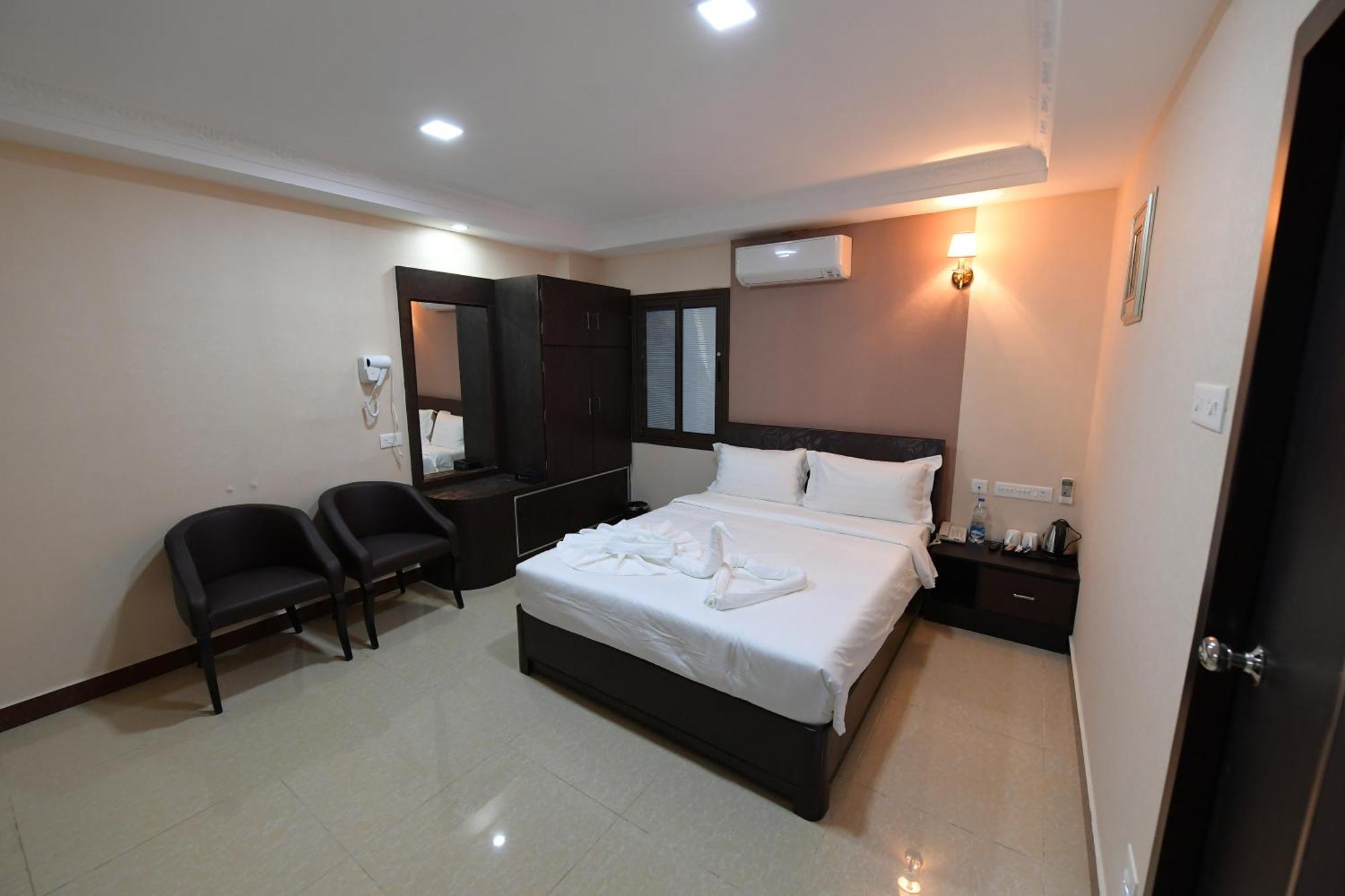 Coastal Grand Hotel Sampath Tiruchirappalli Zewnętrze zdjęcie
