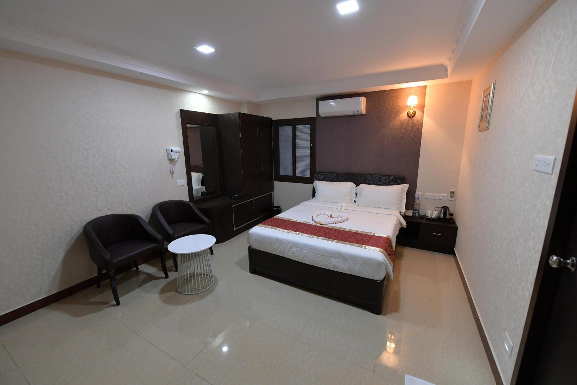 Coastal Grand Hotel Sampath Tiruchirappalli Zewnętrze zdjęcie